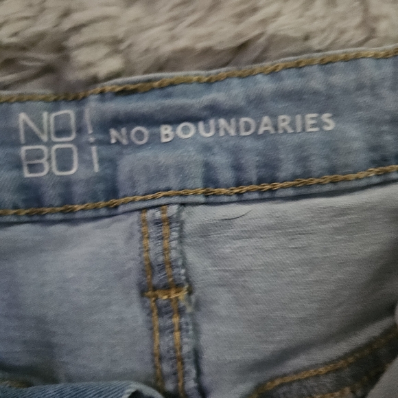 Denim Shorts Bundle of 3 - Vervet, No Boundaries, SO - Sizes L / 11 / 13 - Picture 4 of 9